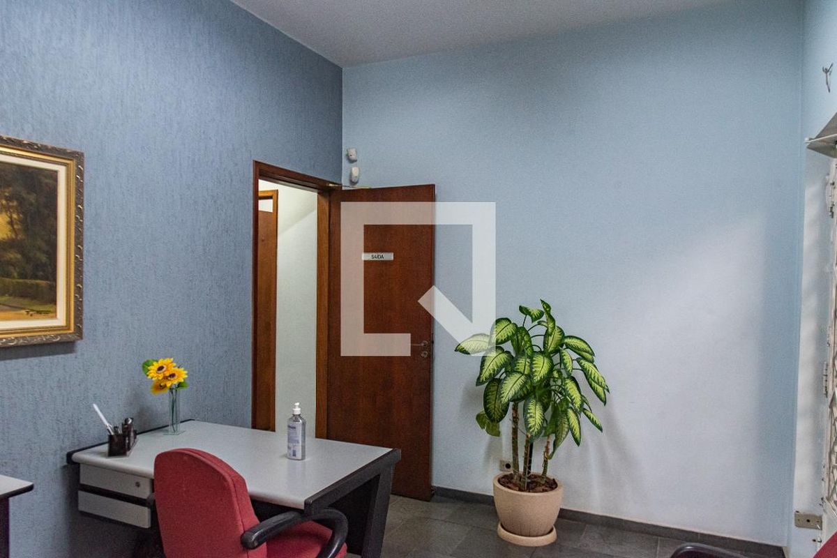 Casa, 8 quartos, 240 m² - Foto 2