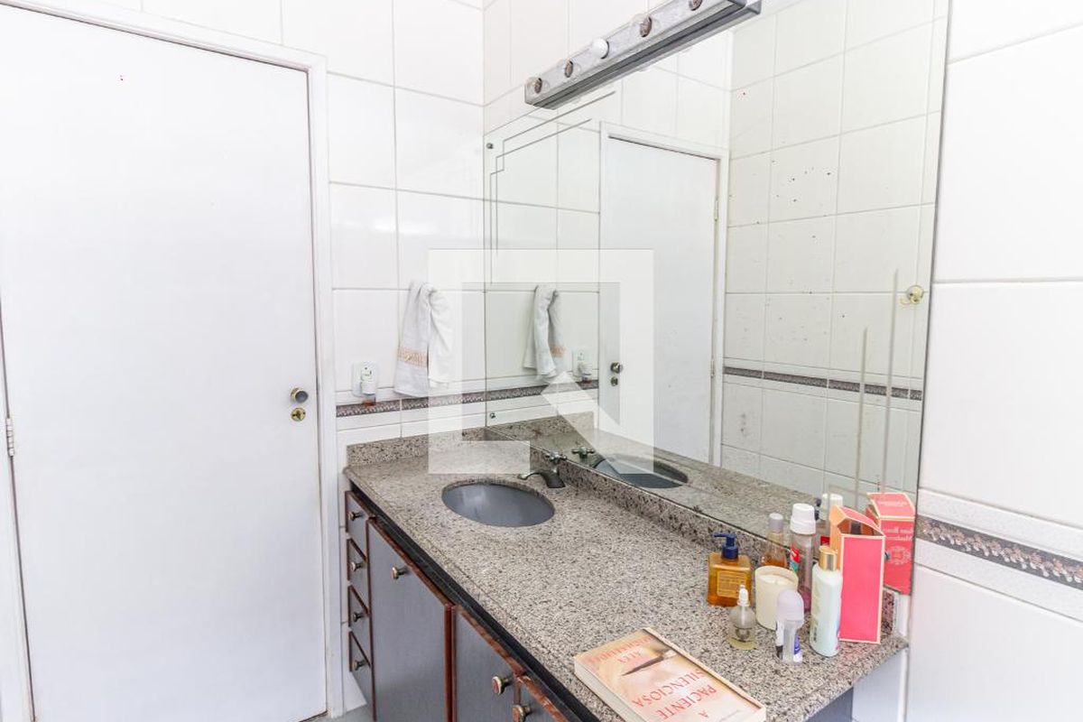 Casa, 3 quartos, 352 m² - Foto 56