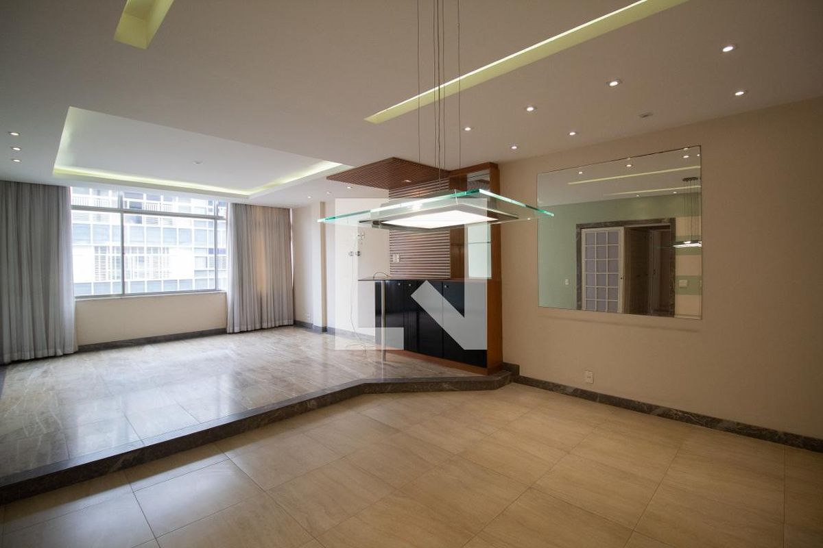 Apartamento, 3 quartos, 210 m² - Foto 2