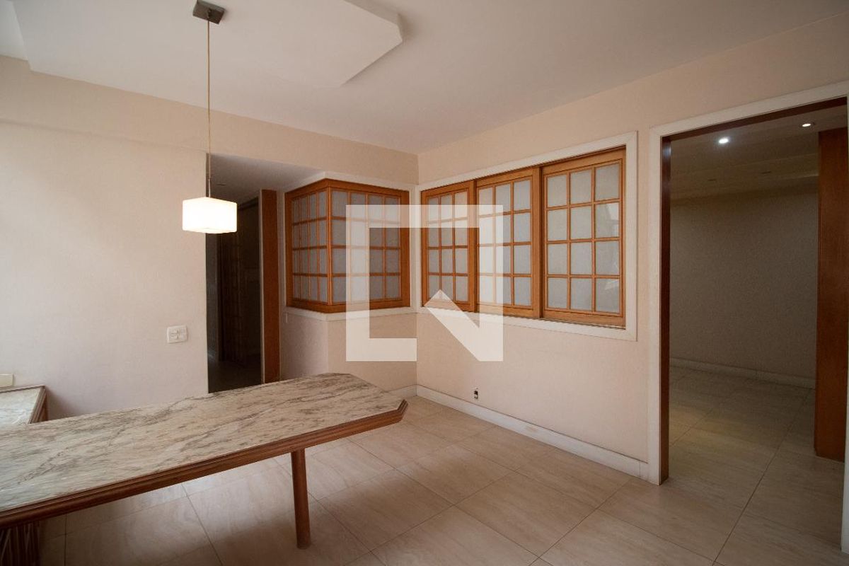 Apartamento, 3 quartos, 210 m² - Foto 64