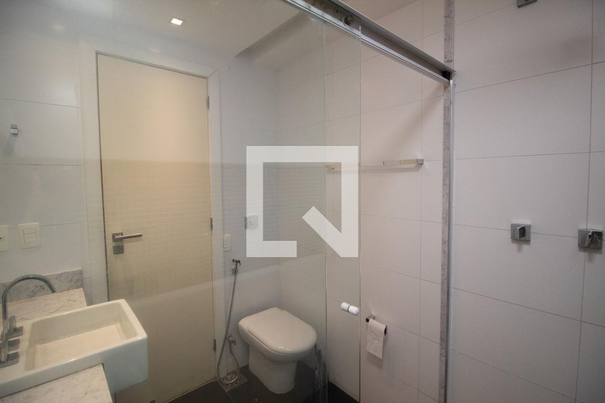 Apartamento, 3 quartos, 210 m² - Foto 68