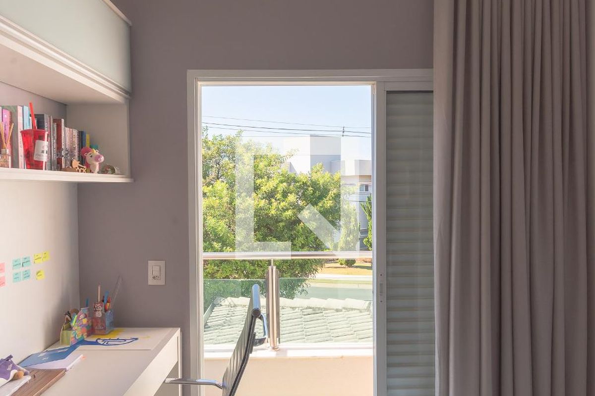 Casa à Venda - Swiss Park, 3 Quartos,  268 m2 em , Campinas - sp | SoloBR