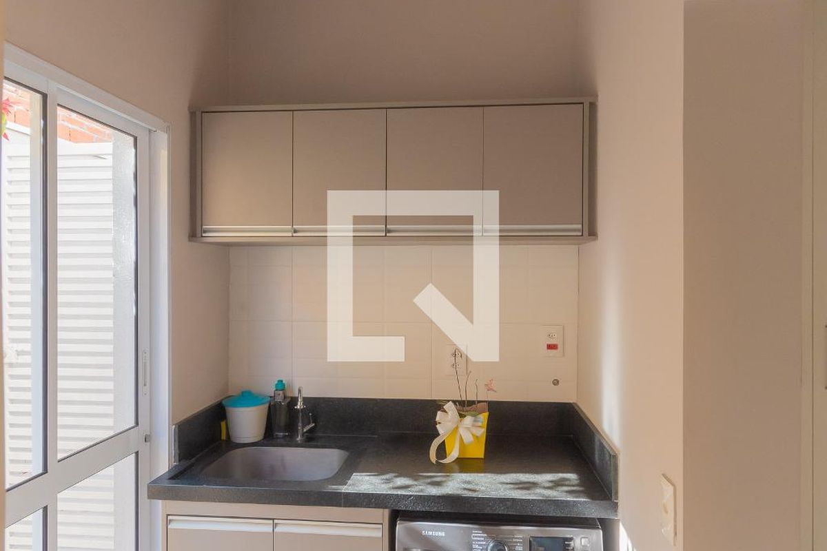 Casa à Venda - Swiss Park, 3 Quartos,  268 m2 em , Campinas - sp | SoloBR