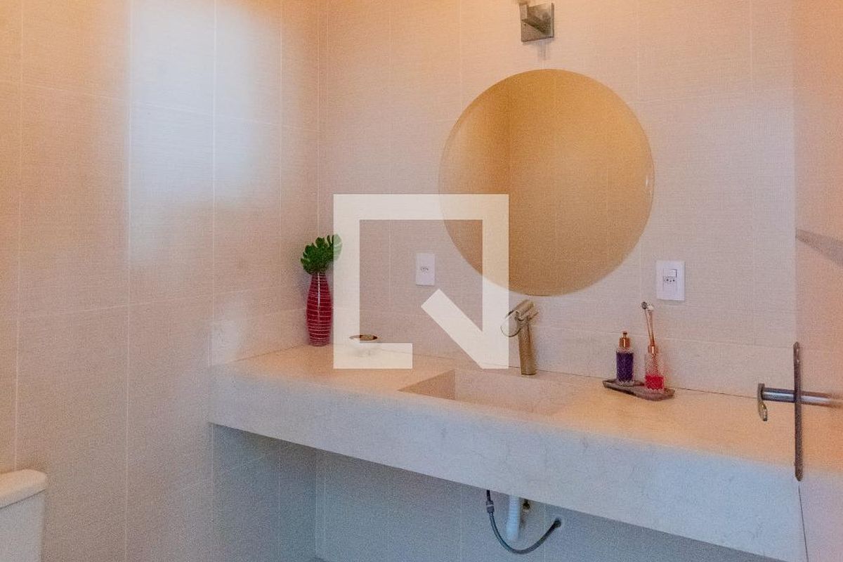 Casa à Venda - Swiss Park, 3 Quartos,  268 m2 em , Campinas - sp | SoloBR