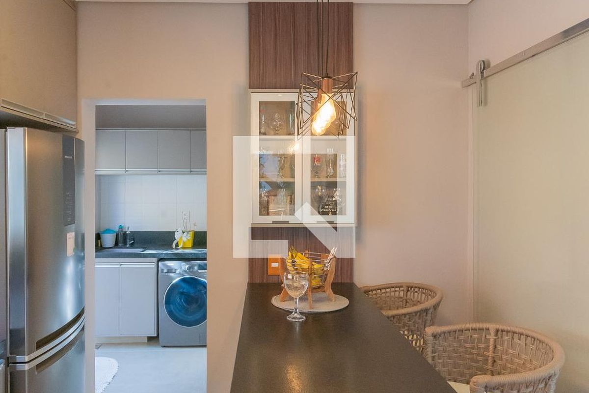 Casa à Venda - Swiss Park, 3 Quartos,  268 m2 em , Campinas - sp | SoloBR