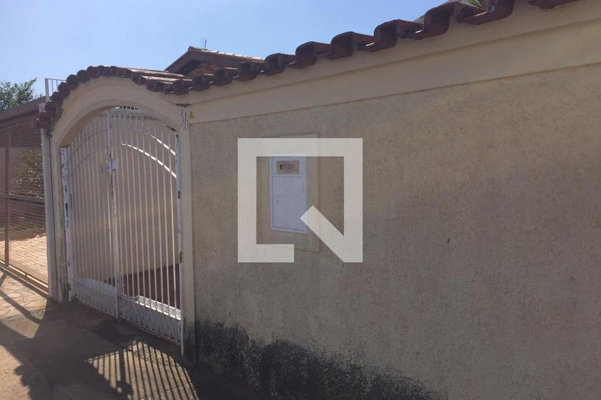 Casa à Venda - Jardim Planalto, 2 Quartos,  150 m2 em , Campinas - sp | SoloBR