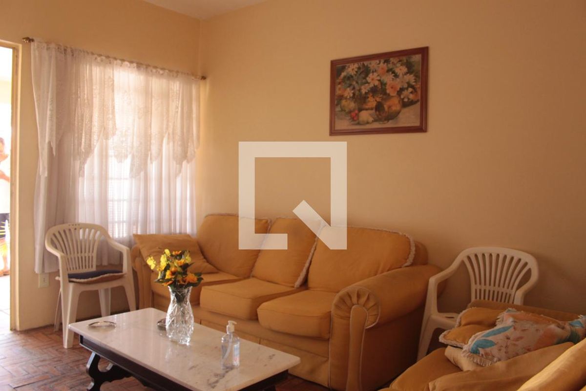 Casa à Venda - Jardim Planalto, 2 Quartos,  150 m2 em , Campinas - sp | SoloBR