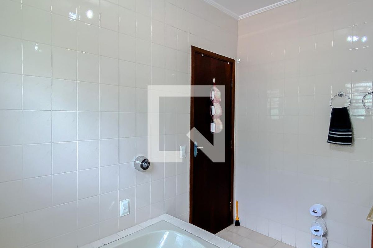 Casa, 4 quartos, 207 m² - Foto 82
