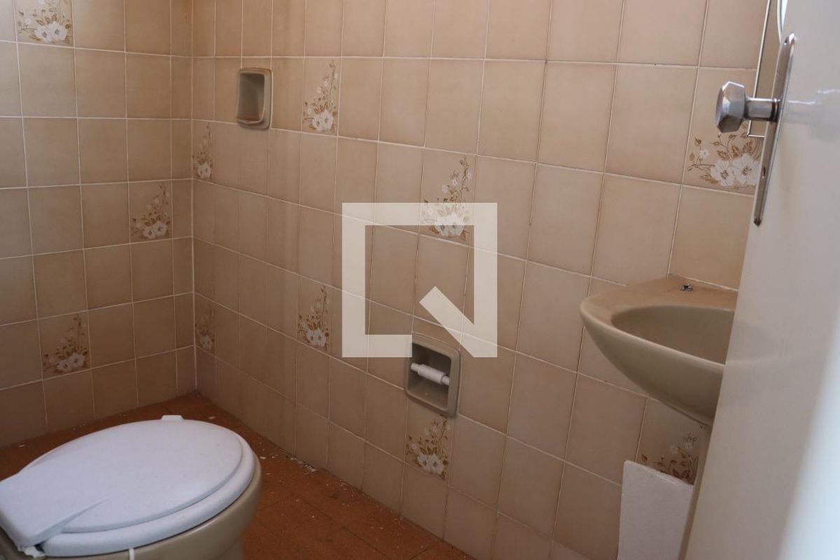 Casa à Venda - Taquaral, 3 Quartos,  289 m2 em , Campinas - sp | SoloBR
