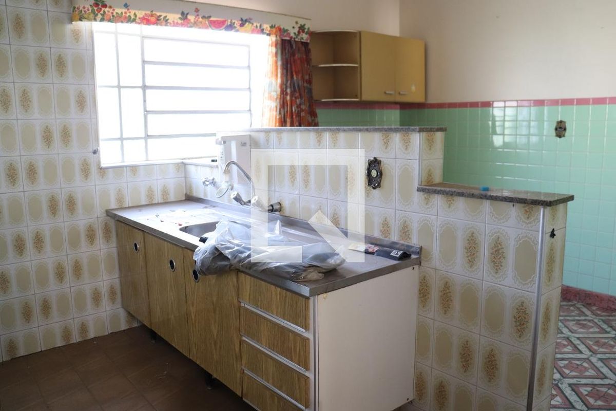 Casa à Venda - Taquaral, 3 Quartos,  289 m2 em , Campinas - sp | SoloBR