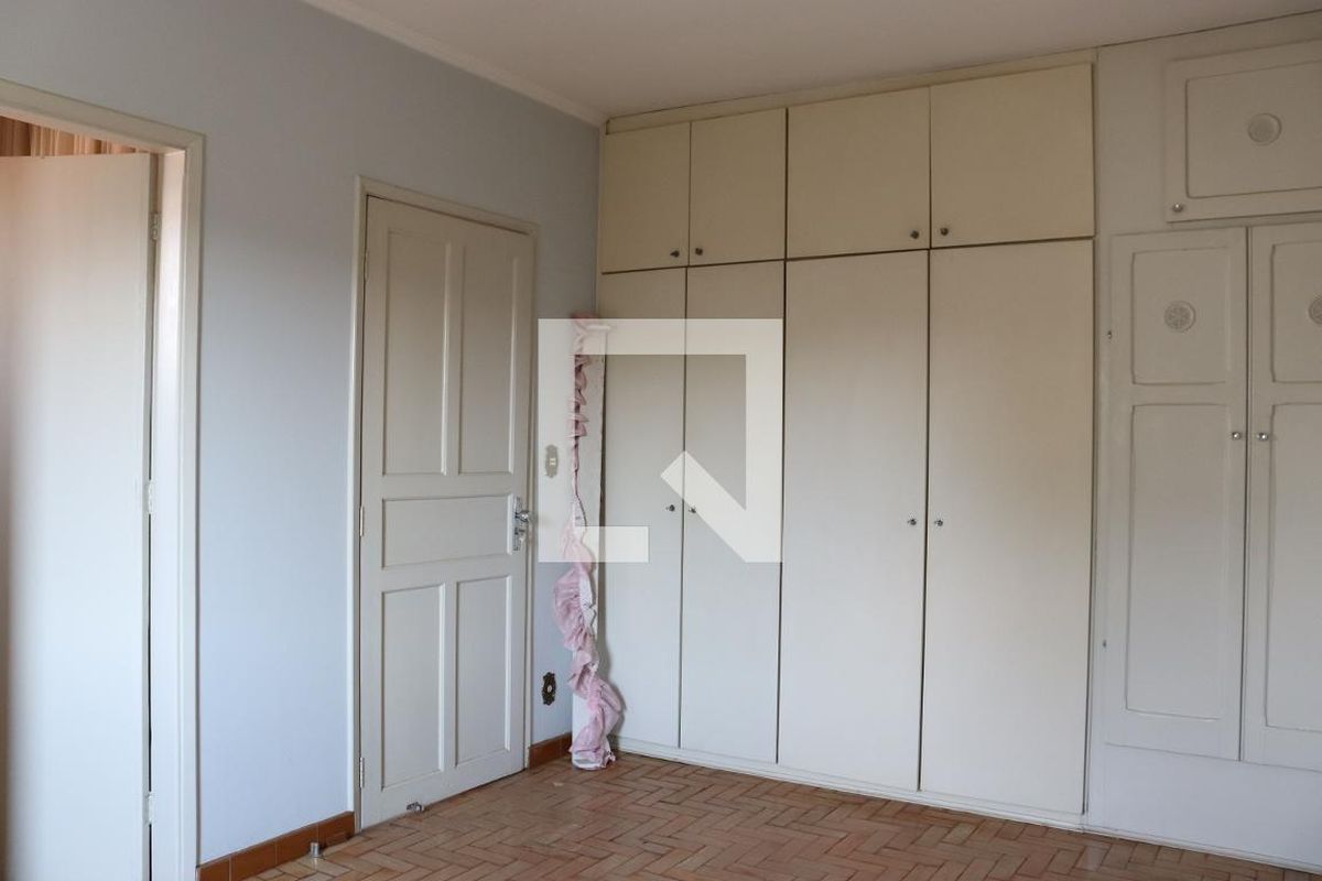 Casa à Venda - Taquaral, 3 Quartos,  289 m2 em , Campinas - sp | SoloBR