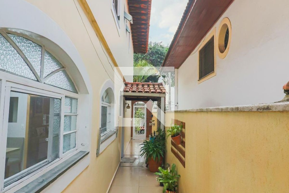 Casa, 3 quartos, 240 m² - Foto 106