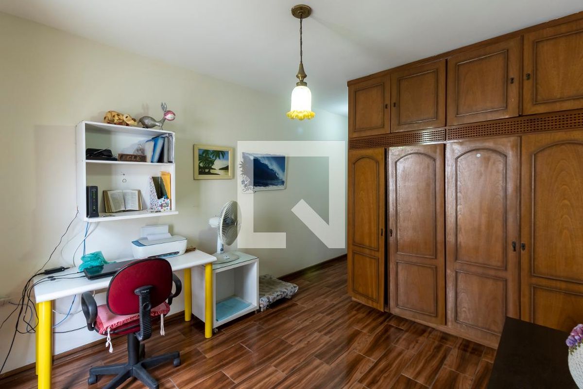 Casa, 3 quartos, 220 m² - Foto 53