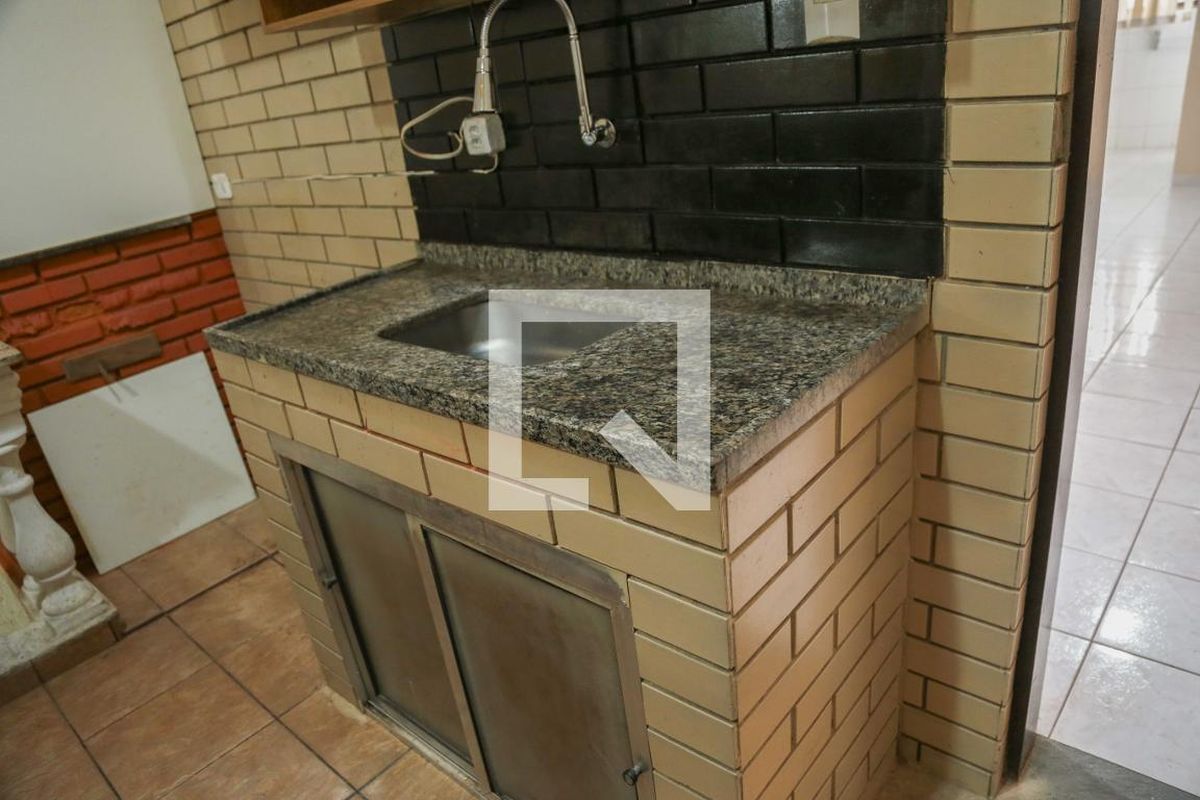 Casa, 4 quartos, 320 m² - Foto 46