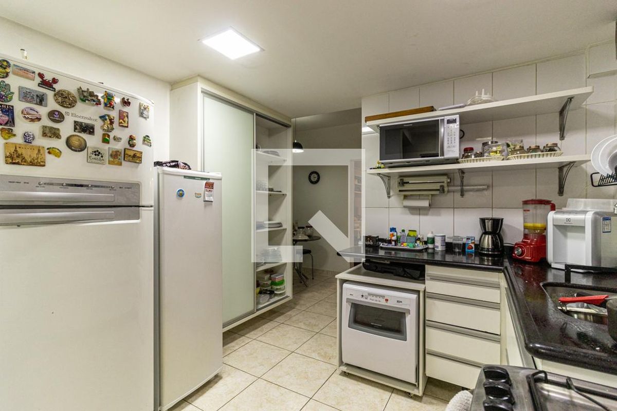 Apartamento, 3 quartos, 185 m² - Foto 82