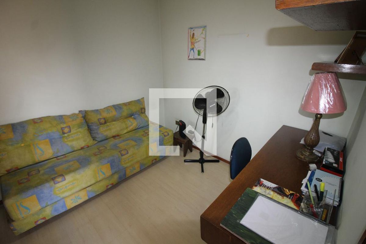Casa, 3 quartos, 235 m² - Foto 25