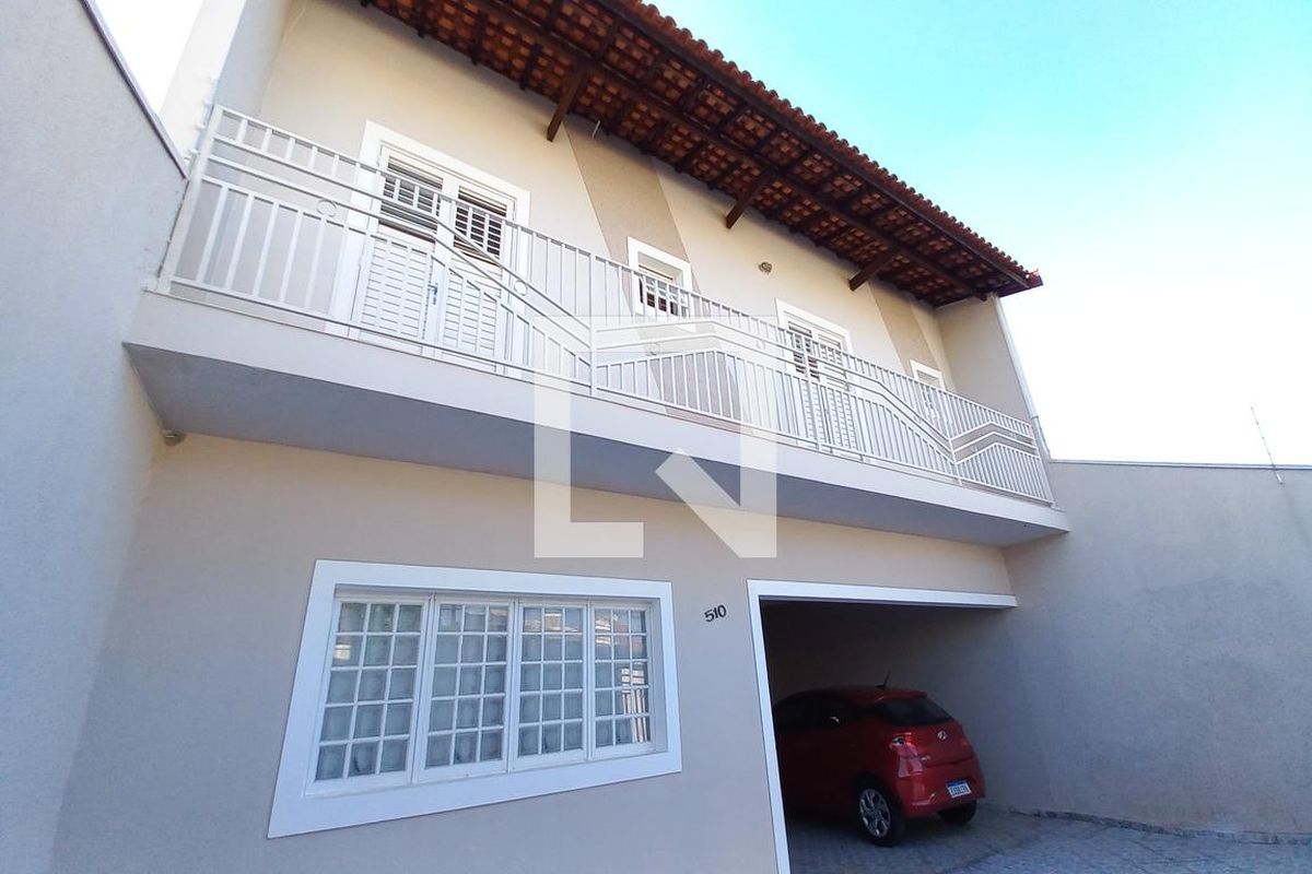 Casa à Venda - Parque Prado, 3 Quartos,  200 m2 em , Campinas - sp | SoloBR