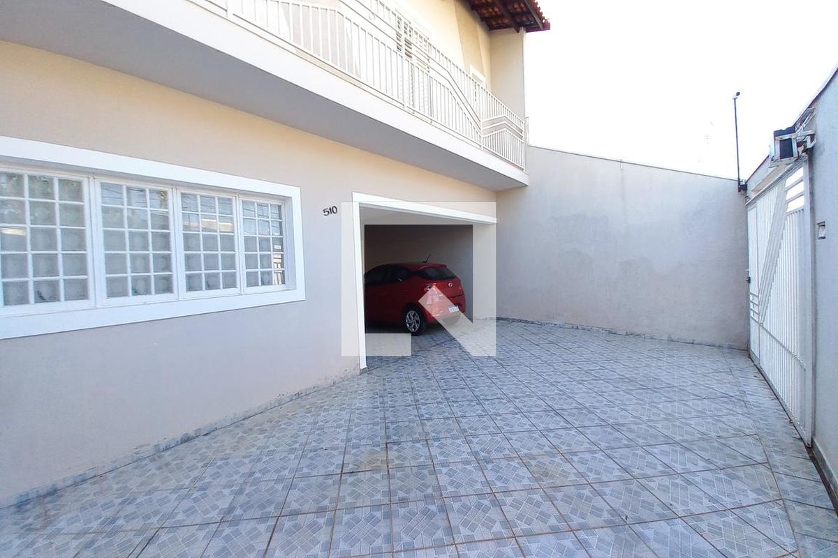 Casa à Venda - Parque Prado, 3 Quartos,  200 m2 em , Campinas - sp | SoloBR