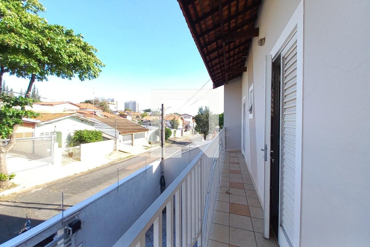 Casa à Venda - Parque Prado, 3 Quartos,  200 m2 em , Campinas - sp | SoloBR