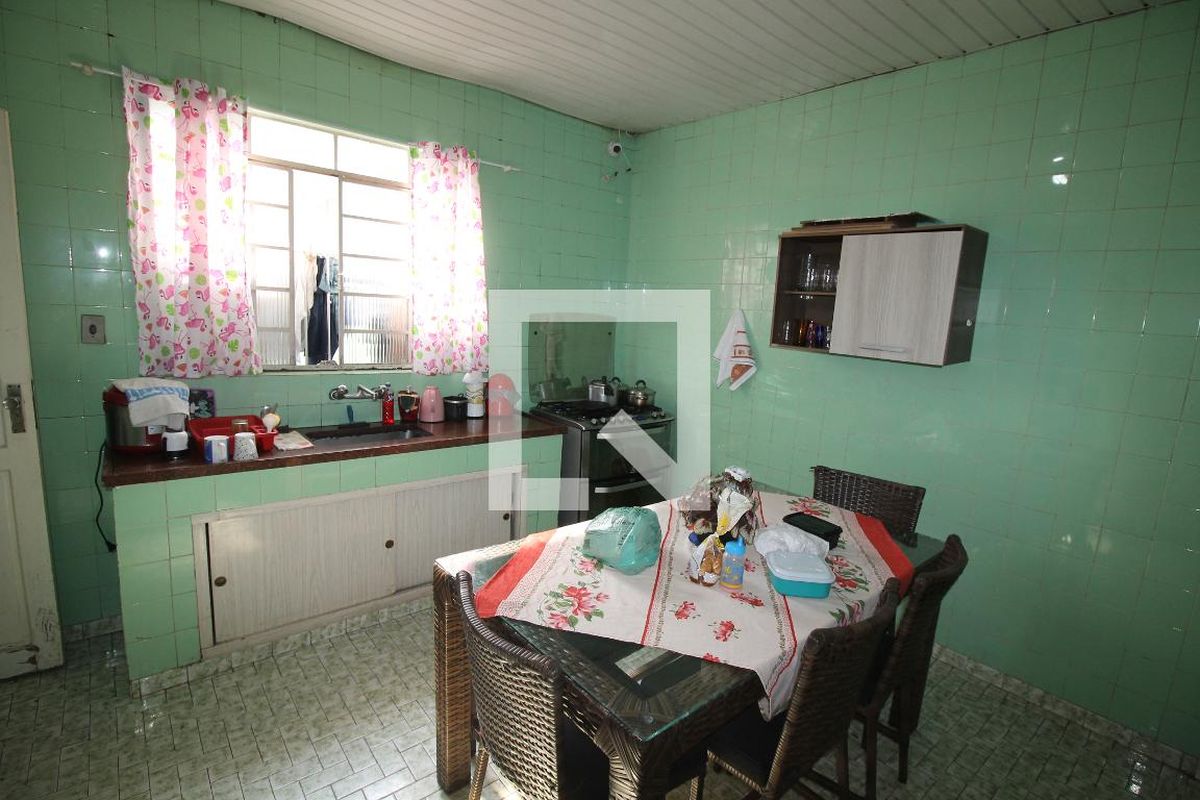 Casa, 4 quartos, 195 m² - Foto 44