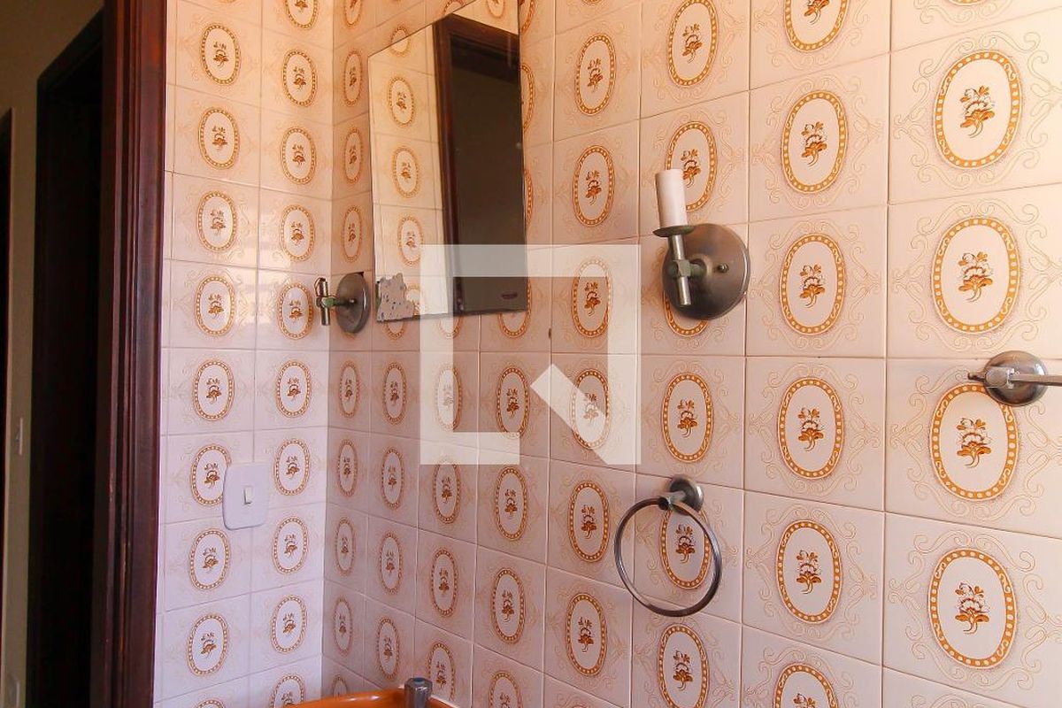 Casa, 3 quartos, 200 m² - Foto 46