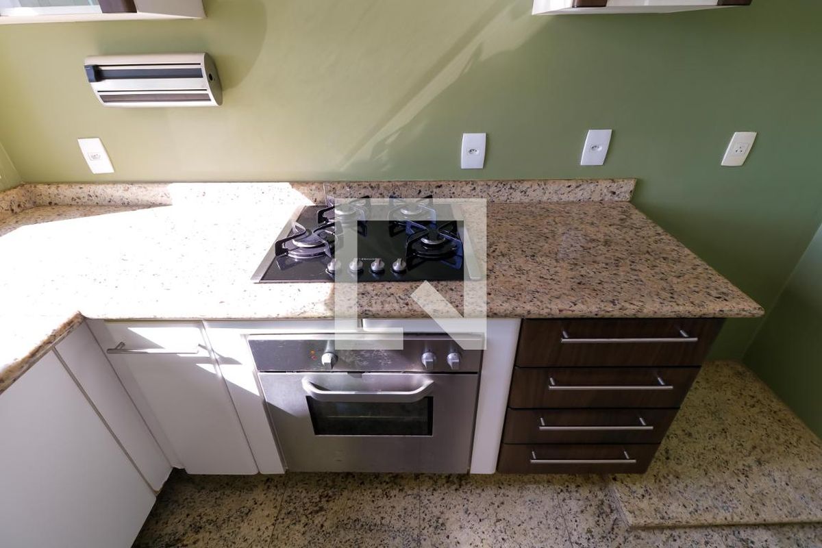 Casa à Venda - Mansões Santo Antônio, 3 Quartos,  380 m2 em , Campinas - sp | SoloBR