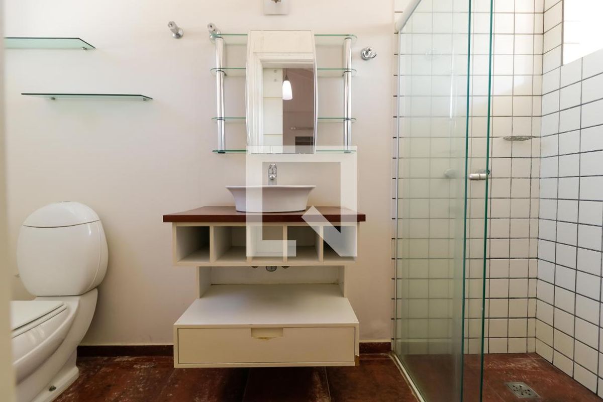 Casa à Venda - Mansões Santo Antônio, 3 Quartos,  380 m2 em , Campinas - sp | SoloBR