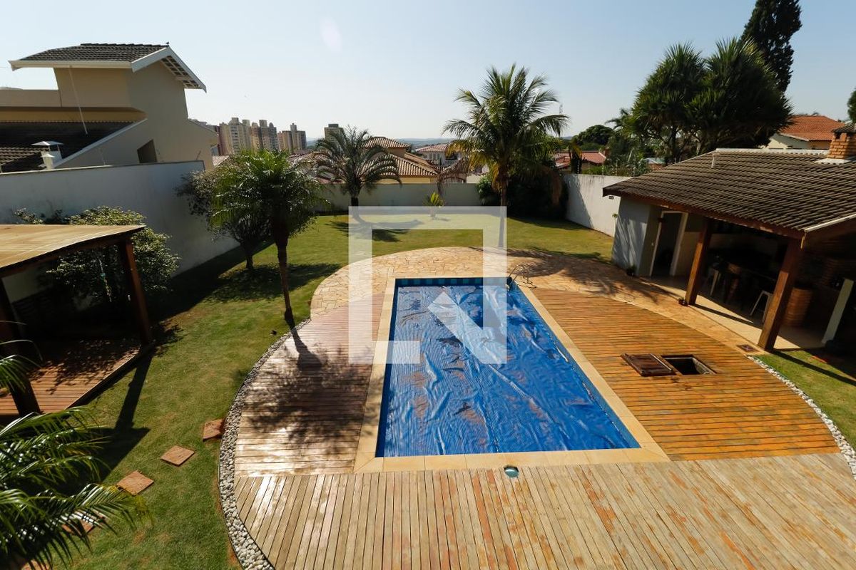 Casa à Venda - Mansões Santo Antônio, 3 Quartos,  380 m2 em , Campinas - sp | SoloBR
