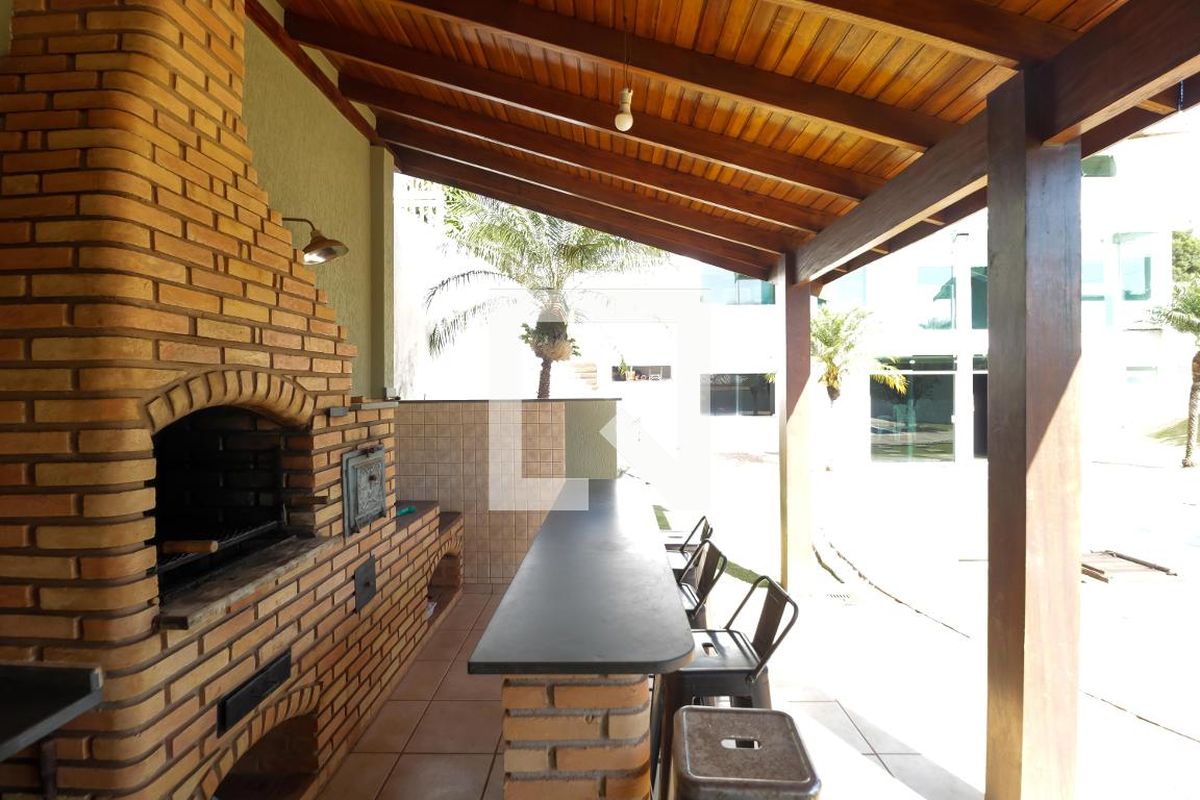 Casa à Venda - Mansões Santo Antônio, 3 Quartos,  380 m2 em , Campinas - sp | SoloBR