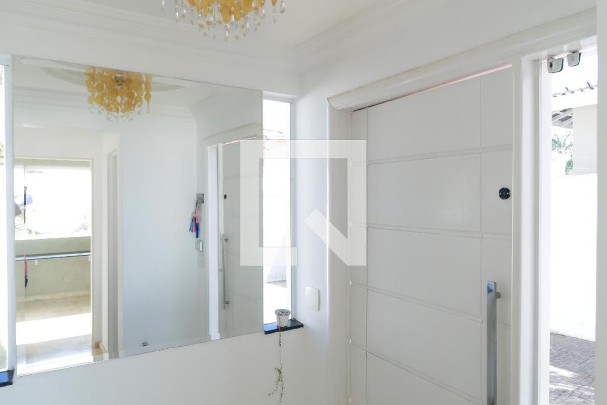 Casa à Venda - Mansões Santo Antônio, 3 Quartos,  380 m2 em , Campinas - sp | SoloBR
