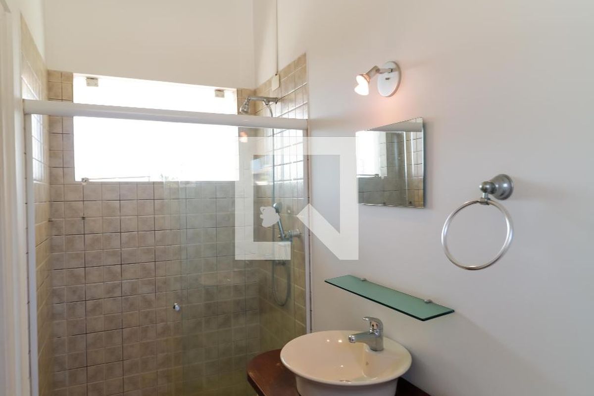Casa à Venda - Mansões Santo Antônio, 3 Quartos,  380 m2 em , Campinas - sp | SoloBR