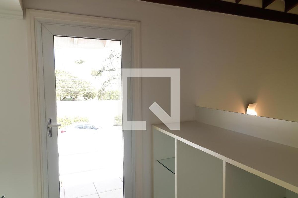 Casa à Venda - Mansões Santo Antônio, 3 Quartos,  380 m2 em , Campinas - sp | SoloBR
