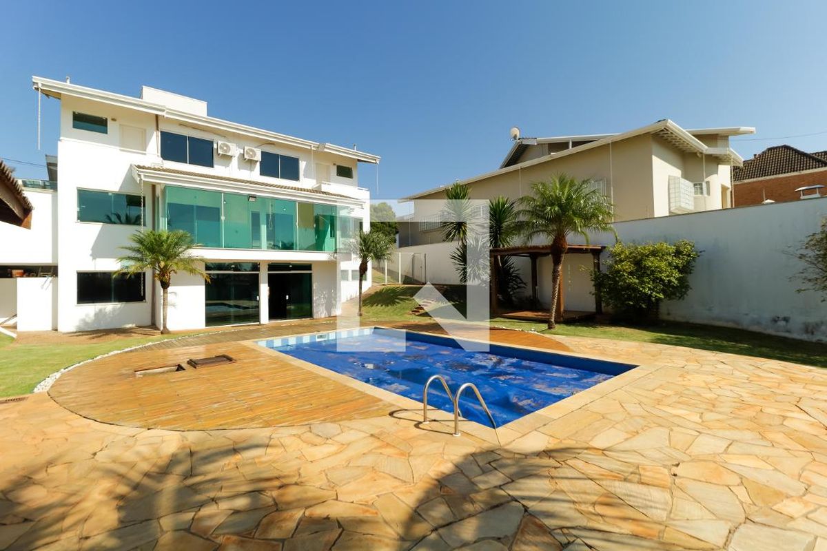 Casa à Venda - Mansões Santo Antônio, 3 Quartos,  380 m2 em , Campinas - sp | SoloBR