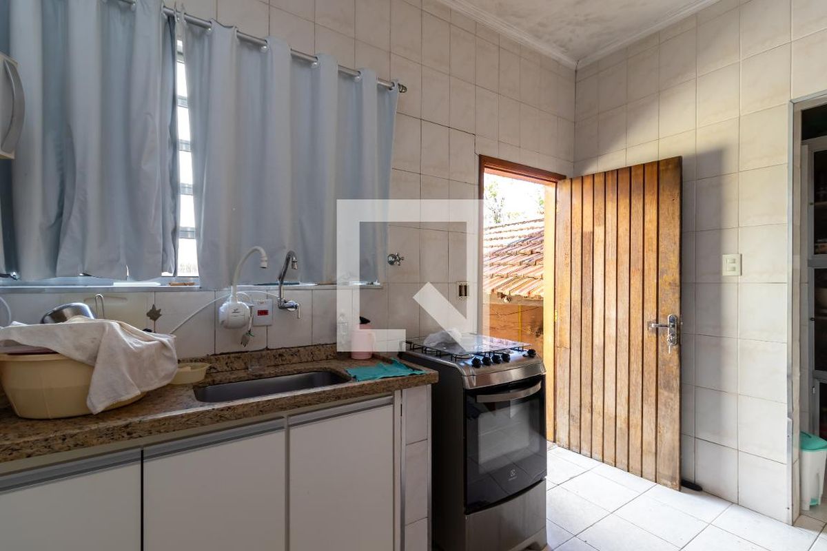 Casa, 3 quartos, 360 m² - Foto 65