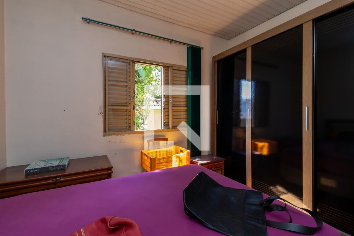 Casa, 3 quartos, 360 m² - Foto 29
