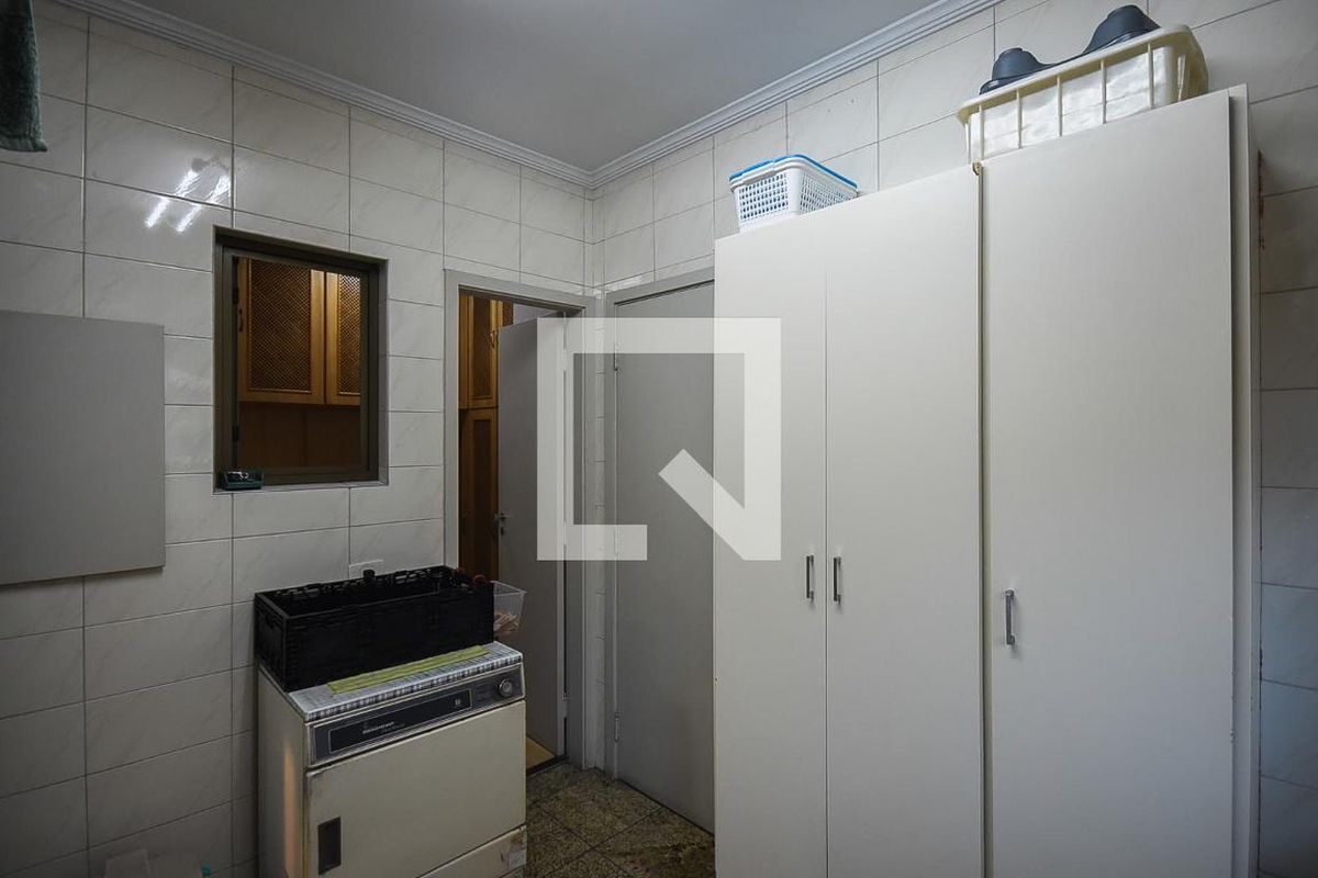 Apartamento, 3 quartos, 242 m² - Foto 111