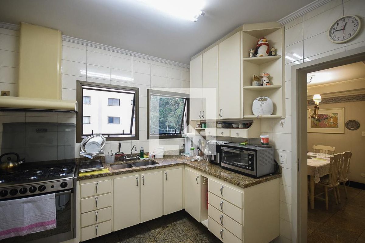 Apartamento, 3 quartos, 242 m² - Foto 109