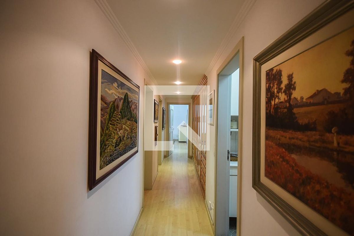 Apartamento, 3 quartos, 242 m² - Foto 39