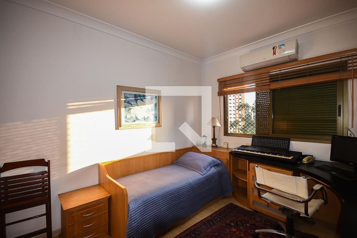Apartamento, 3 quartos, 242 m² - Foto 41