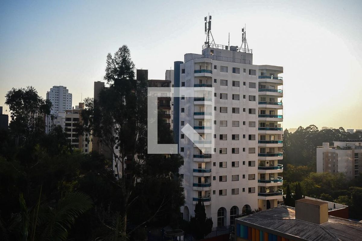 Apartamento, 3 quartos, 242 m² - Foto 21