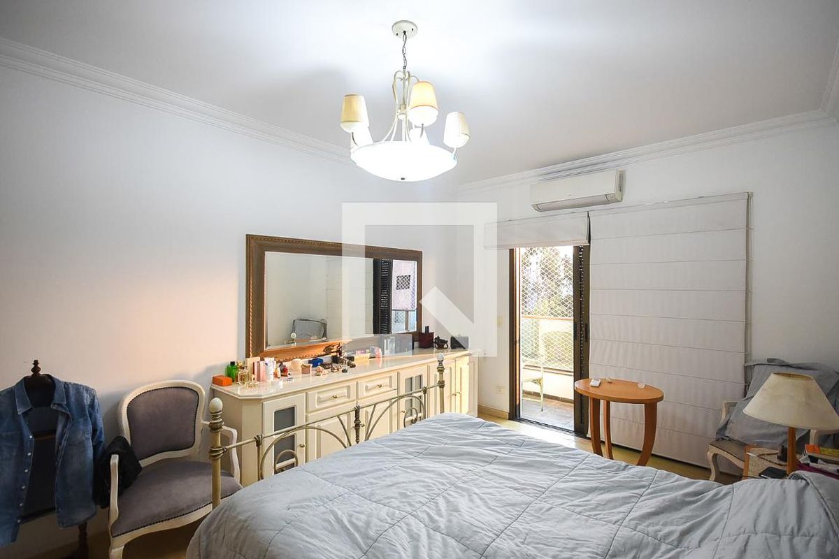 Apartamento, 3 quartos, 242 m² - Foto 83