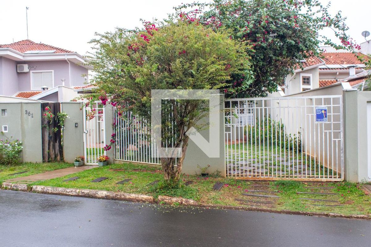 Casa à Venda - Mansões Santo Antônio, 4 Quartos,  243 m2 em , Campinas - sp | SoloBR