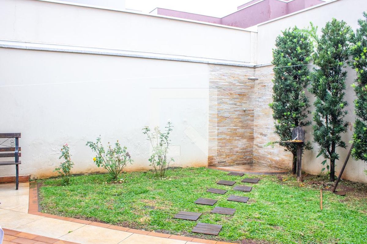 Casa à Venda - Mansões Santo Antônio, 4 Quartos,  243 m2 em , Campinas - sp | SoloBR
