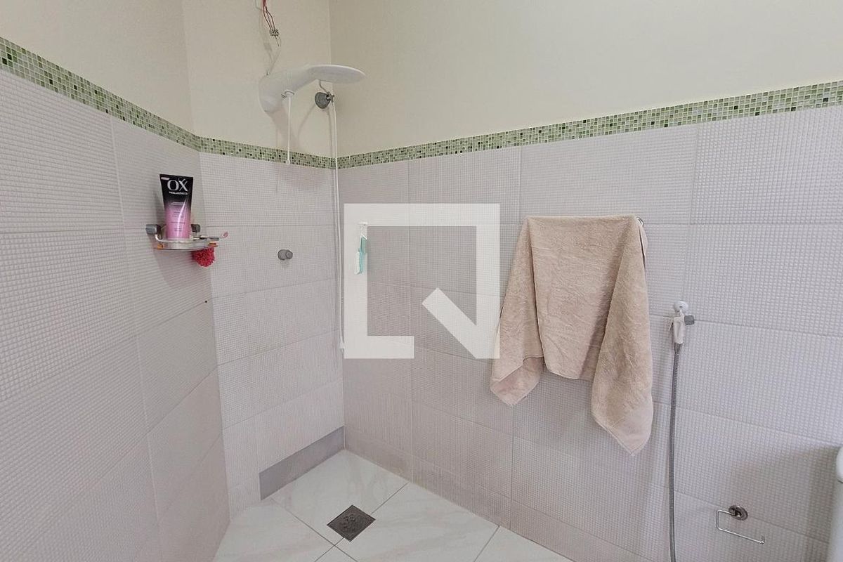 Casa à Venda - Mansões Santo Antônio, 4 Quartos,  243 m2 em , Campinas - sp | SoloBR