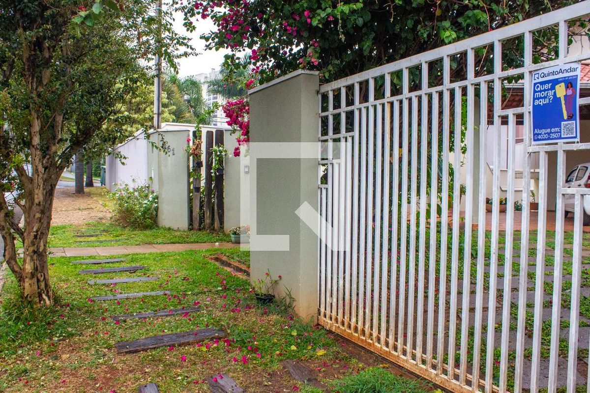 Casa à Venda - Mansões Santo Antônio, 4 Quartos,  243 m2 em , Campinas - sp | SoloBR