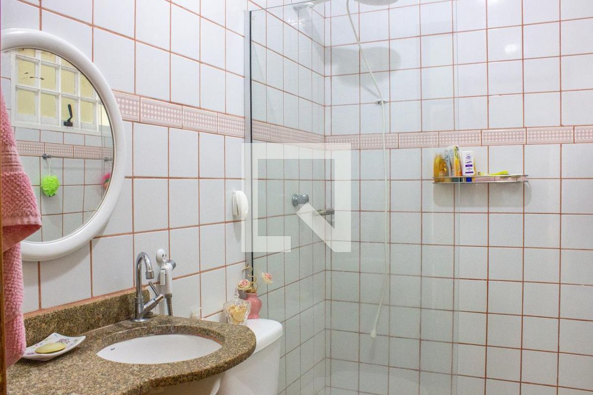 Casa à Venda - Mansões Santo Antônio, 4 Quartos,  243 m2 em , Campinas - sp | SoloBR
