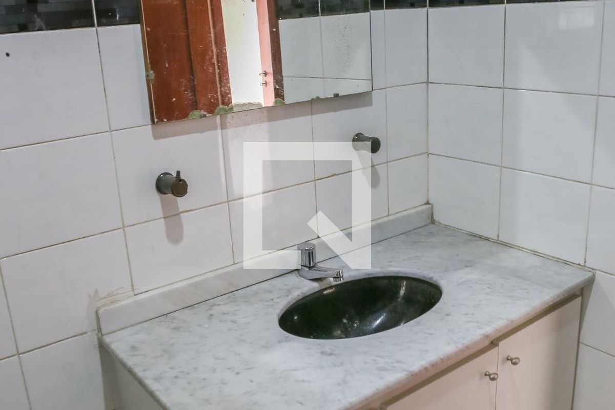 Casa, 3 quartos, 220 m² - Foto 74