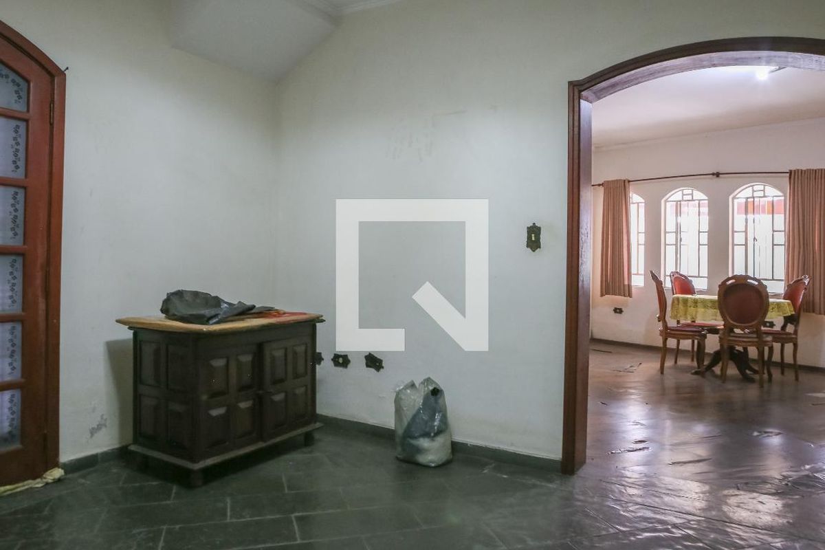 Casa, 3 quartos, 220 m² - Foto 12