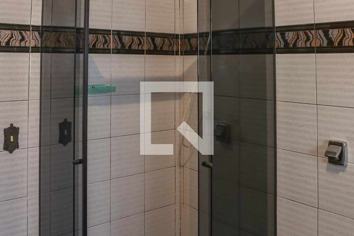 Casa, 3 quartos, 220 m² - Foto 48
