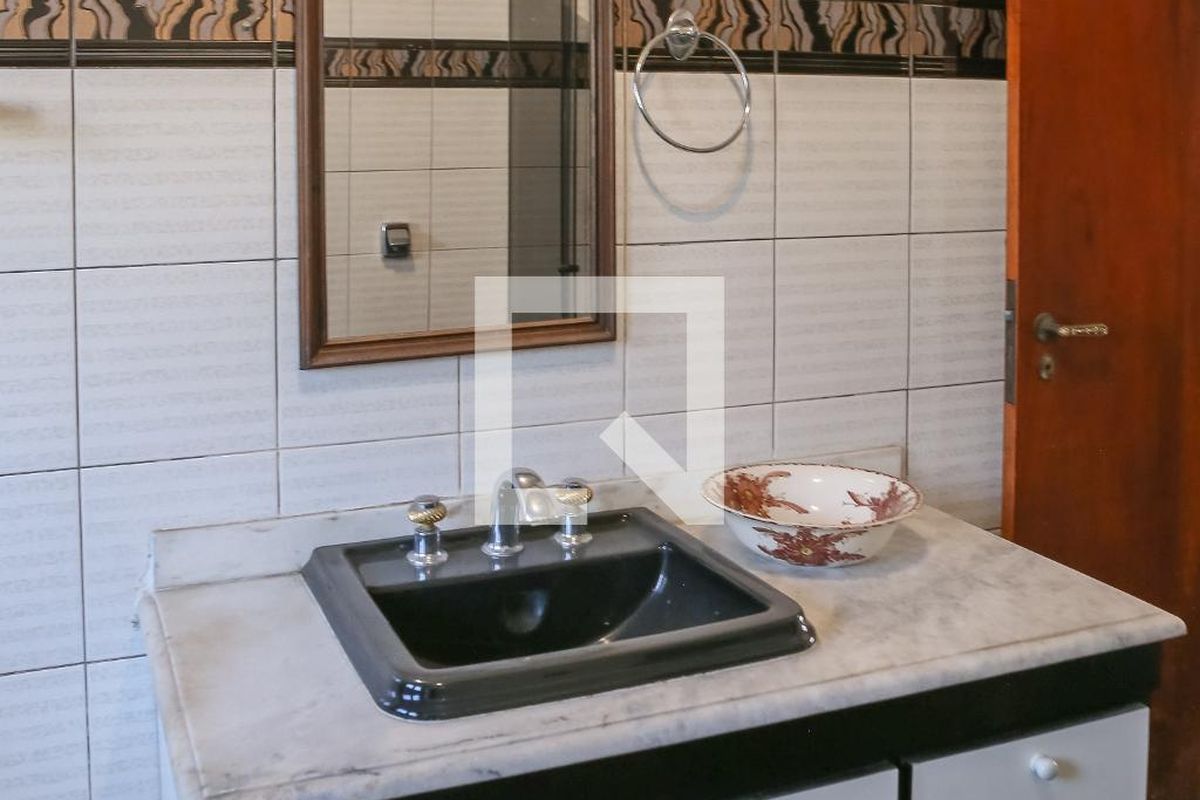 Casa, 3 quartos, 220 m² - Foto 46